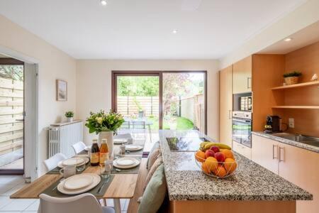 Holiday home Ideal Famille: Jardin, Proche Commerces &